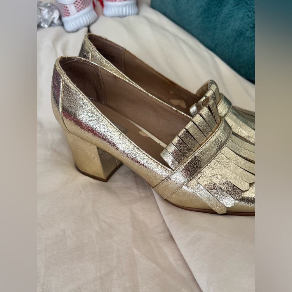 Steve Madden Metallic Gold Fringe Heels - Picture 5 of 12